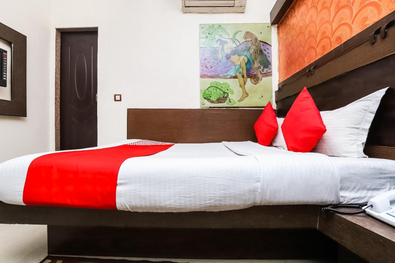 Hotel Shiv Palace New Delhi Ngoại thất bức ảnh