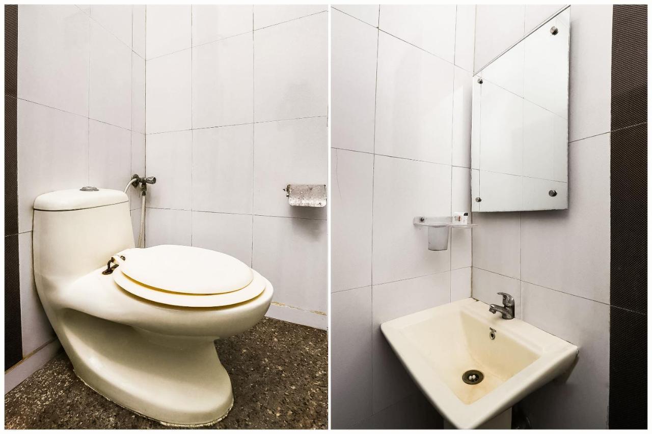 Hotel Shiv Palace New Delhi Ngoại thất bức ảnh
