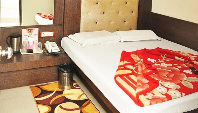 Hotel Shiv Palace New Delhi Phòng bức ảnh