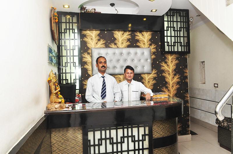 Hotel Shiv Palace New Delhi Ngoại thất bức ảnh