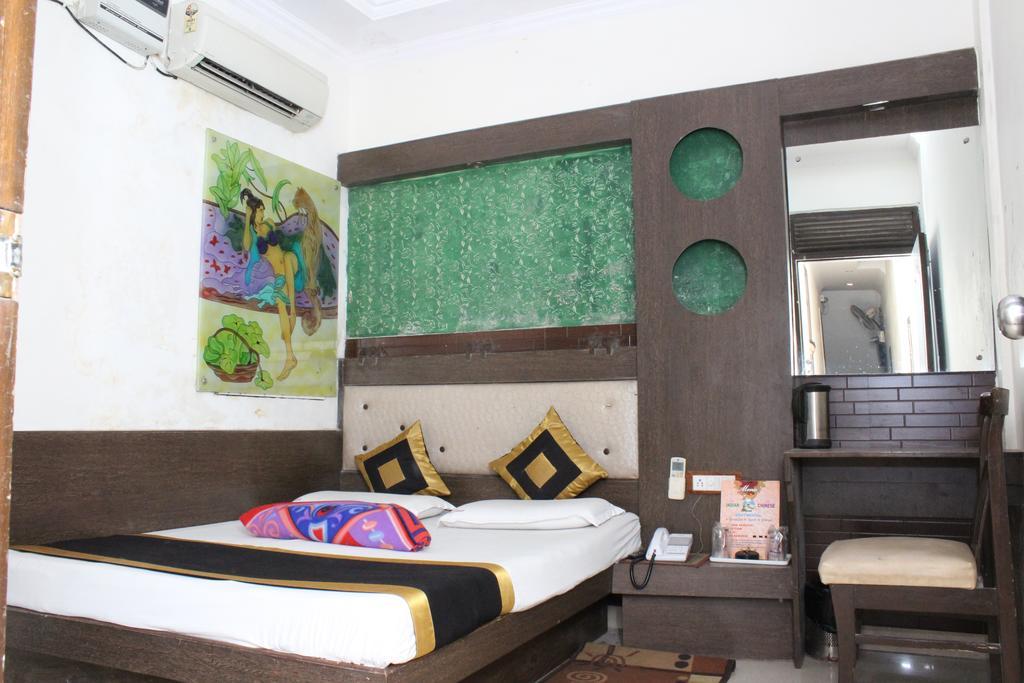 Hotel Shiv Palace New Delhi Ngoại thất bức ảnh